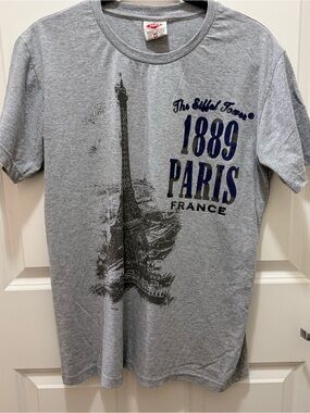 Paris Eiffel Tower 100% Cotton Tee Casual Comfort Lounge Women’s Medium Gray